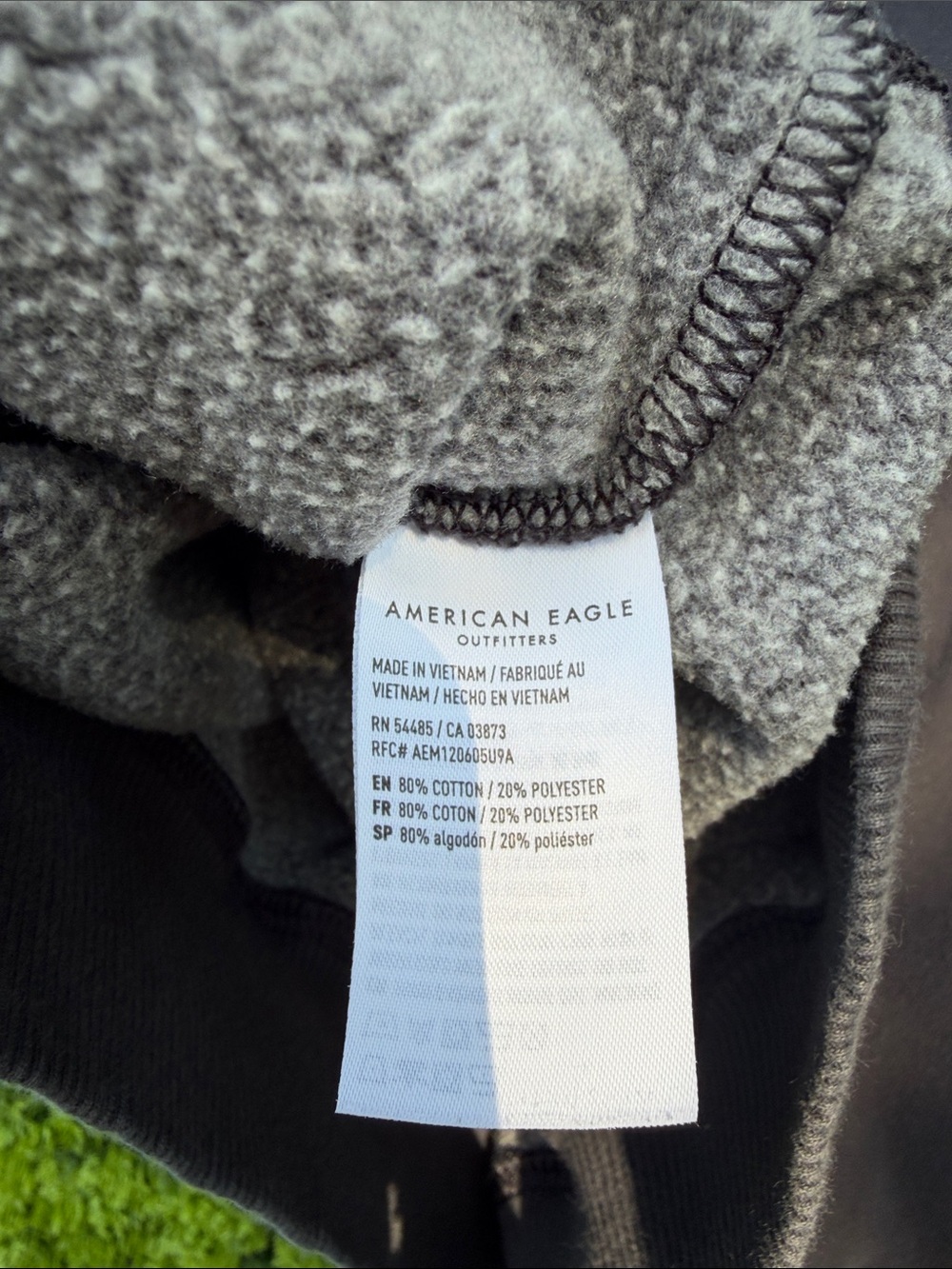 American Eagle Outfitters Black Grateful Dead Skull Crewneck Sweatshirt - Picture 5 of 5